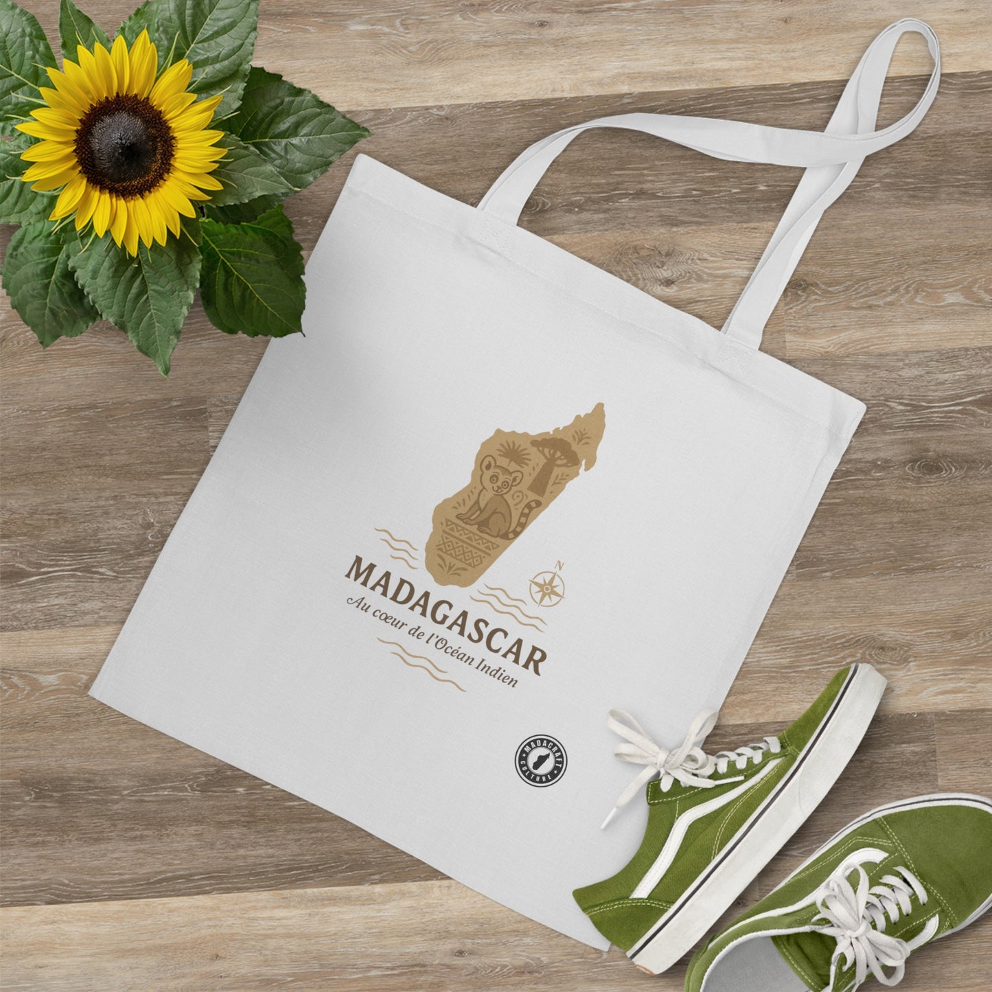 Totebag Madagascar – L’île Rouge au Cœur de l’Océan Indien 🧭