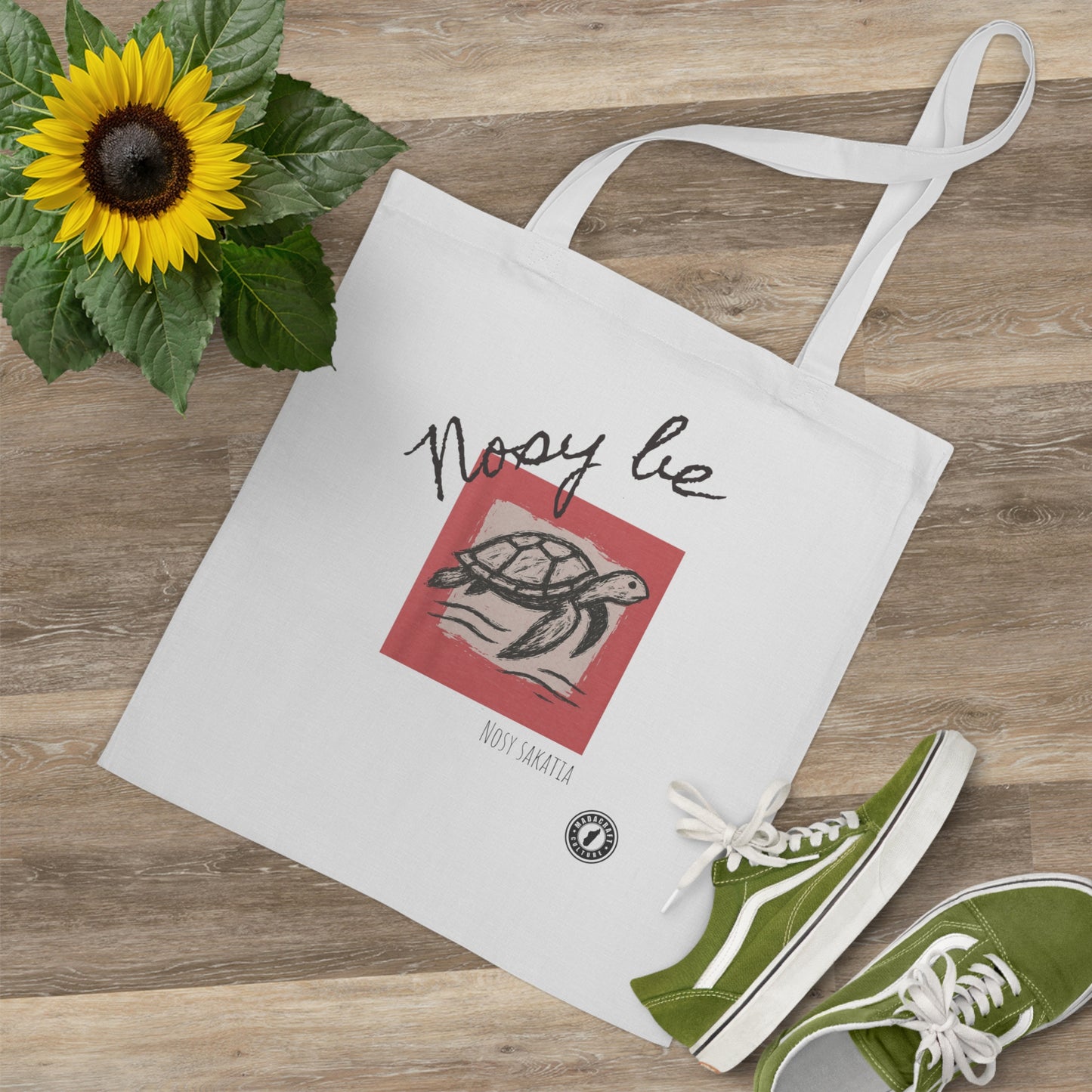 Totebag Nosy Be – Tortue Marine, Symbole de l’Océan Indien 🐢