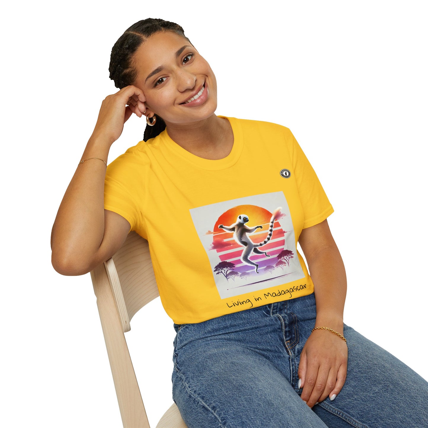 T-Shirt Maki Sifaka Sunset – L’Esprit Libre de Madagascar