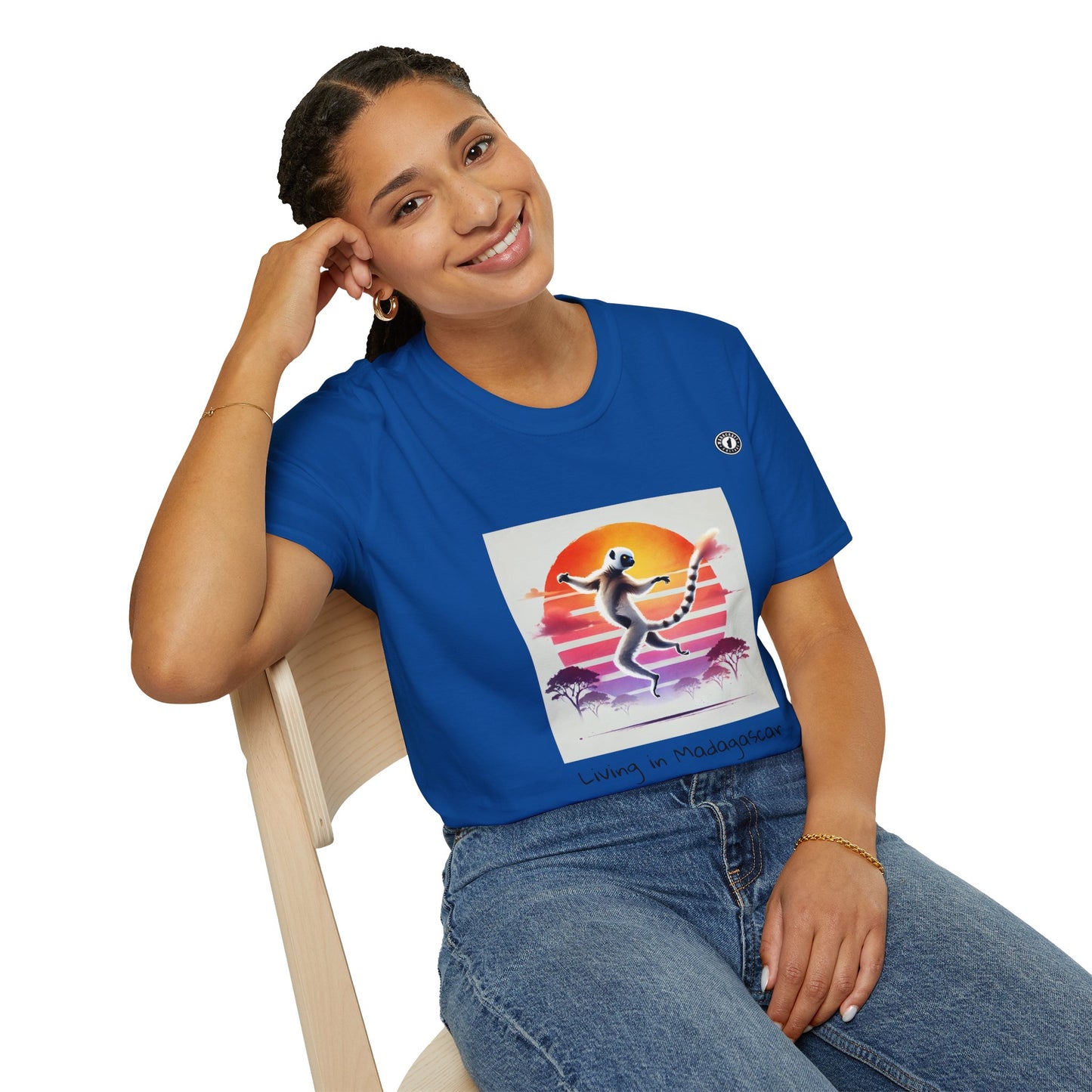 T-Shirt Maki Sifaka Sunset – L’Esprit Libre de Madagascar