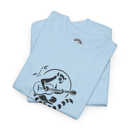 T-Shirt "Mozika" - Laissez-vous Envoûter par le Rythme Malgache