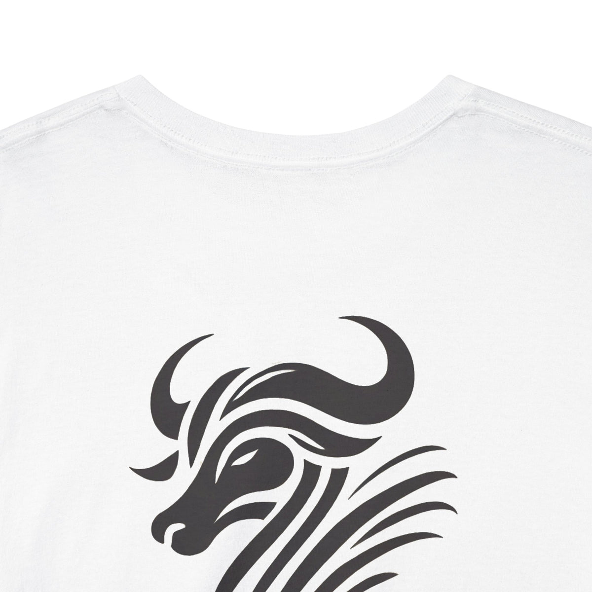 T-Shirt  "Zébu Tribal" - L’Âme de Madagascar 🏝️🐃