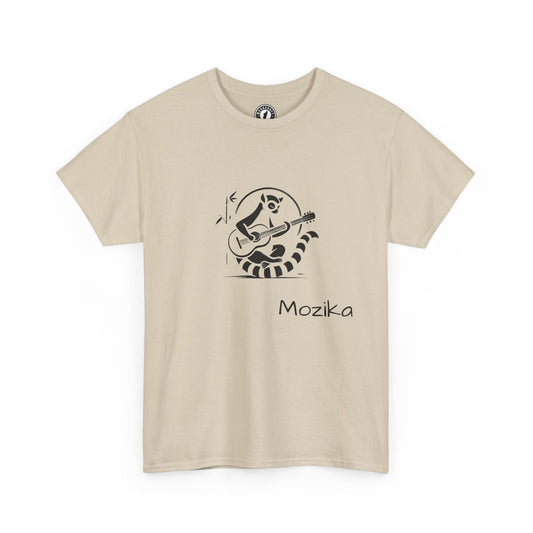 T-Shirt "Mozika" - Laissez-vous Envoûter par le Rythme Malgache