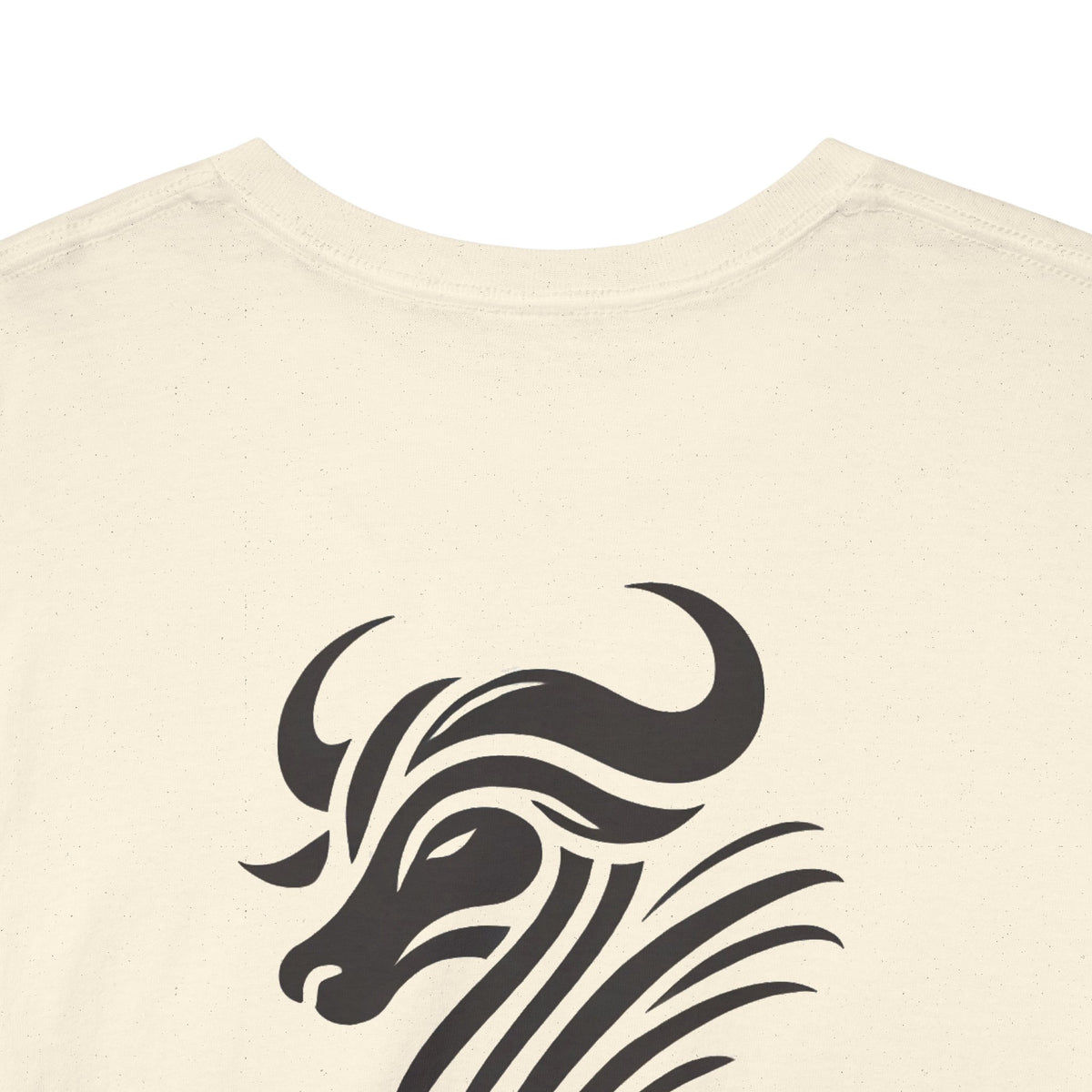 T-Shirt  "Zébu Tribal" - L’Âme de Madagascar 🏝️🐃