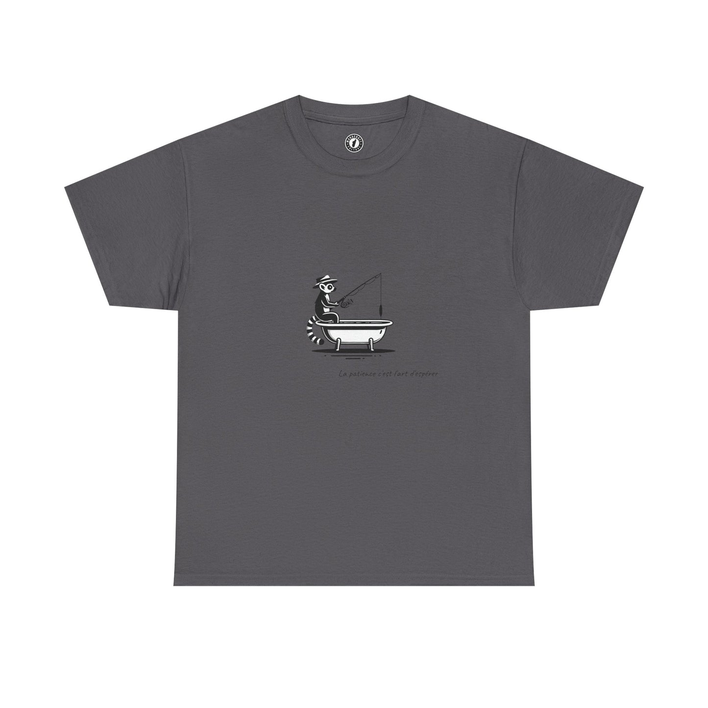 T-Shirt Lémurien Pêcheur – L’Art de la Patience