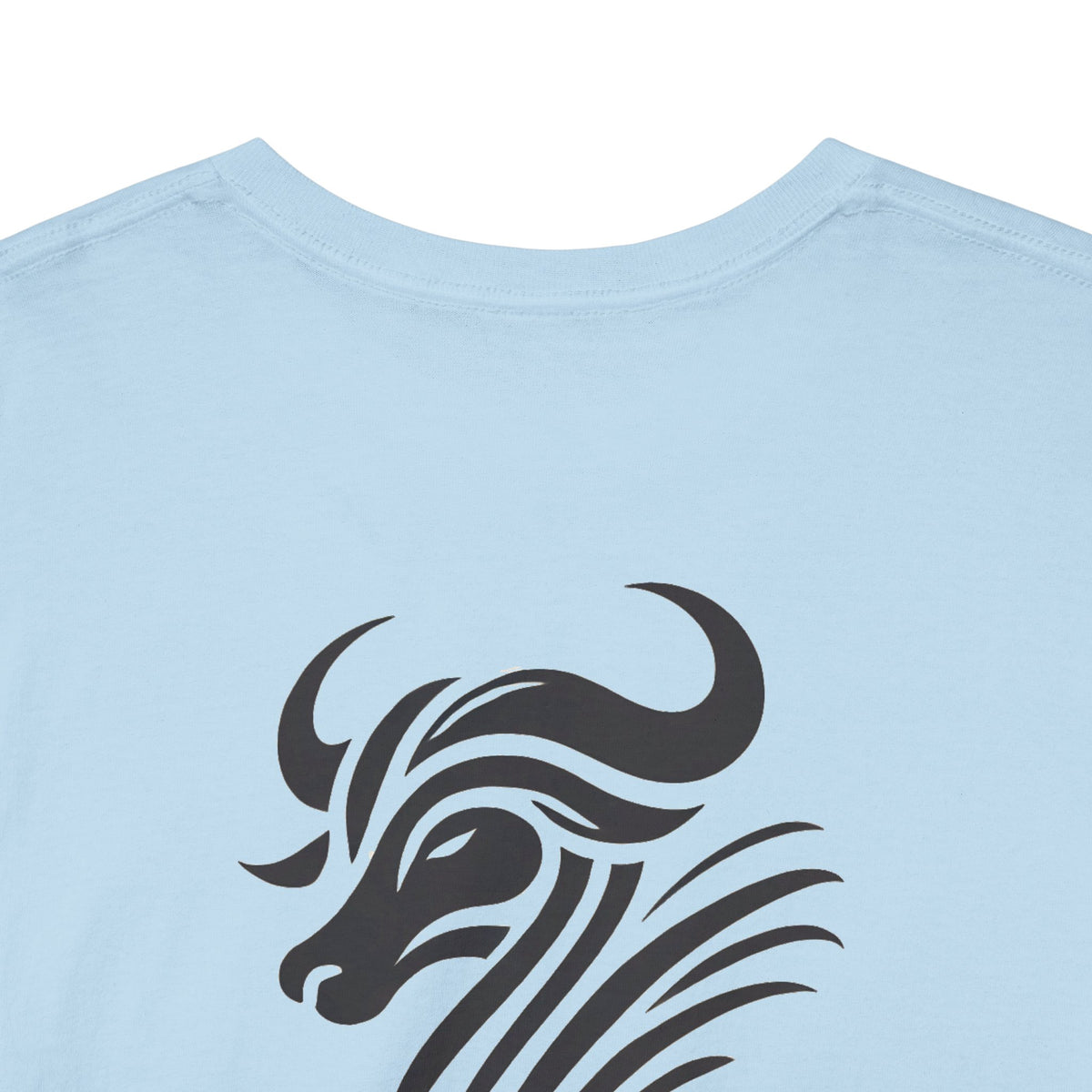 T-Shirt  "Zébu Tribal" - L’Âme de Madagascar 🏝️🐃