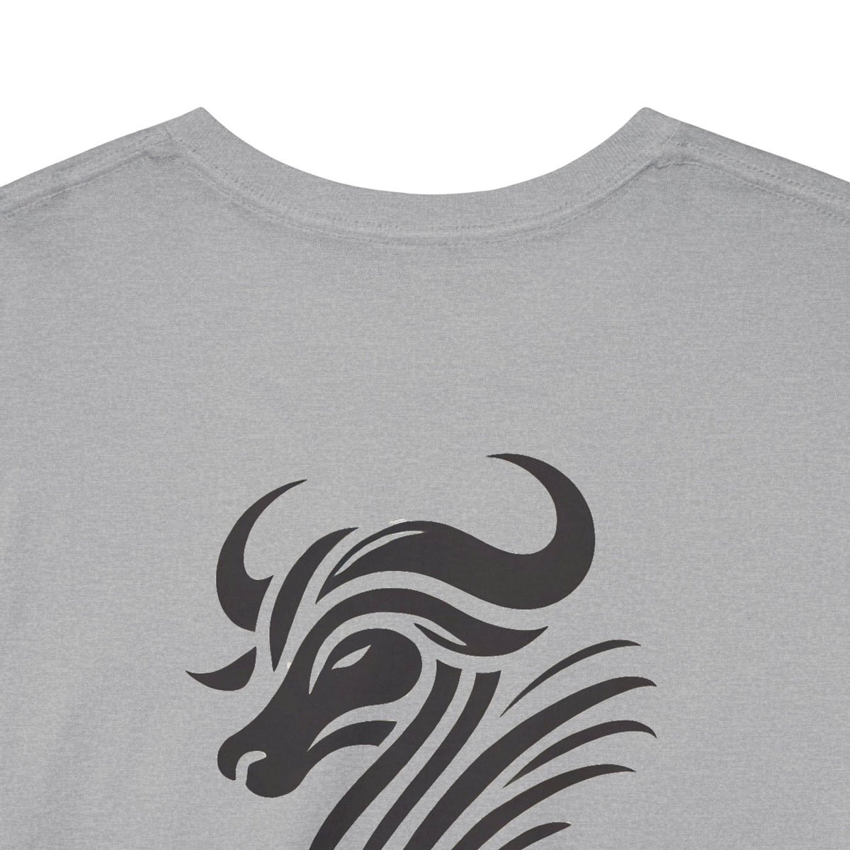 T-Shirt  "Zébu Tribal" - L’Âme de Madagascar 🏝️🐃